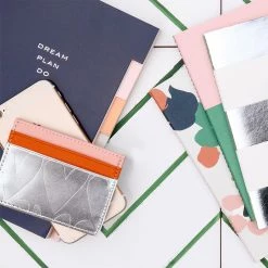 Caroline Gardner Travel Card Holder Embossed Silver Hearts