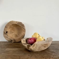 Muubs Teak Root Cutting Board