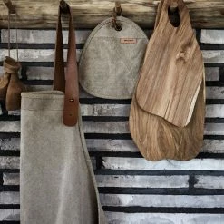 Muubs Small Natural Teak Root Louie Cutting Board